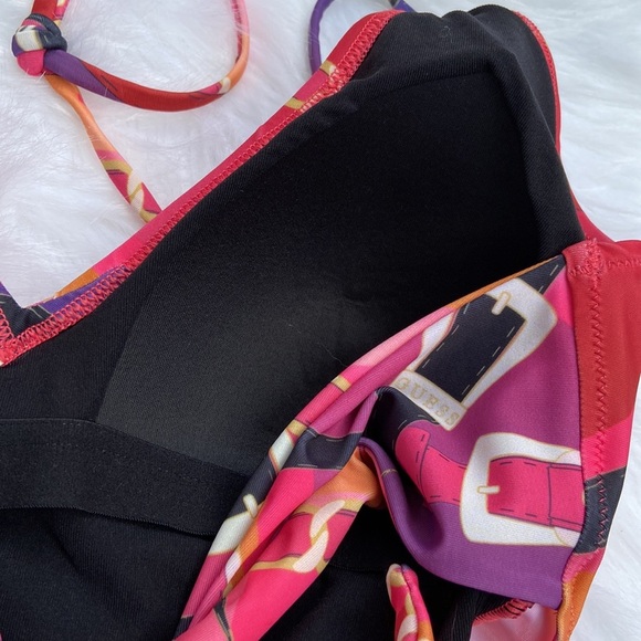 New GUESS Women’s One Piece Swimsuit SZ M - Picture 8 of 9